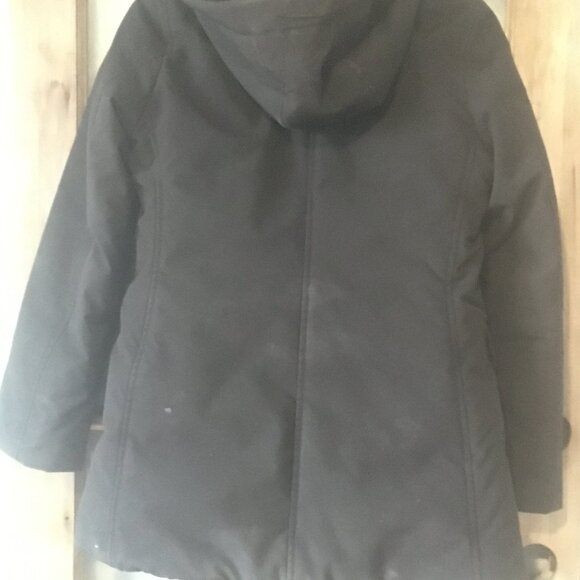 Uniqlo black down winter coat - Picture 3 of 6